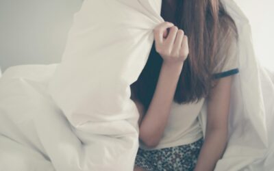 When Overwhelm Feels like Laziness: The Truth About Mom Burnout